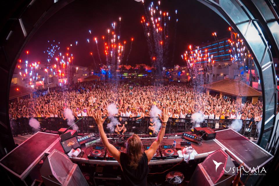 David Guetta Returns To Ushuaïa With BIG