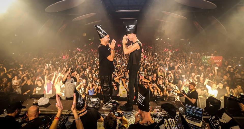 This Rare Video Of Sven Väth & Hawtin Chatting Is An Absolute Must Watch!