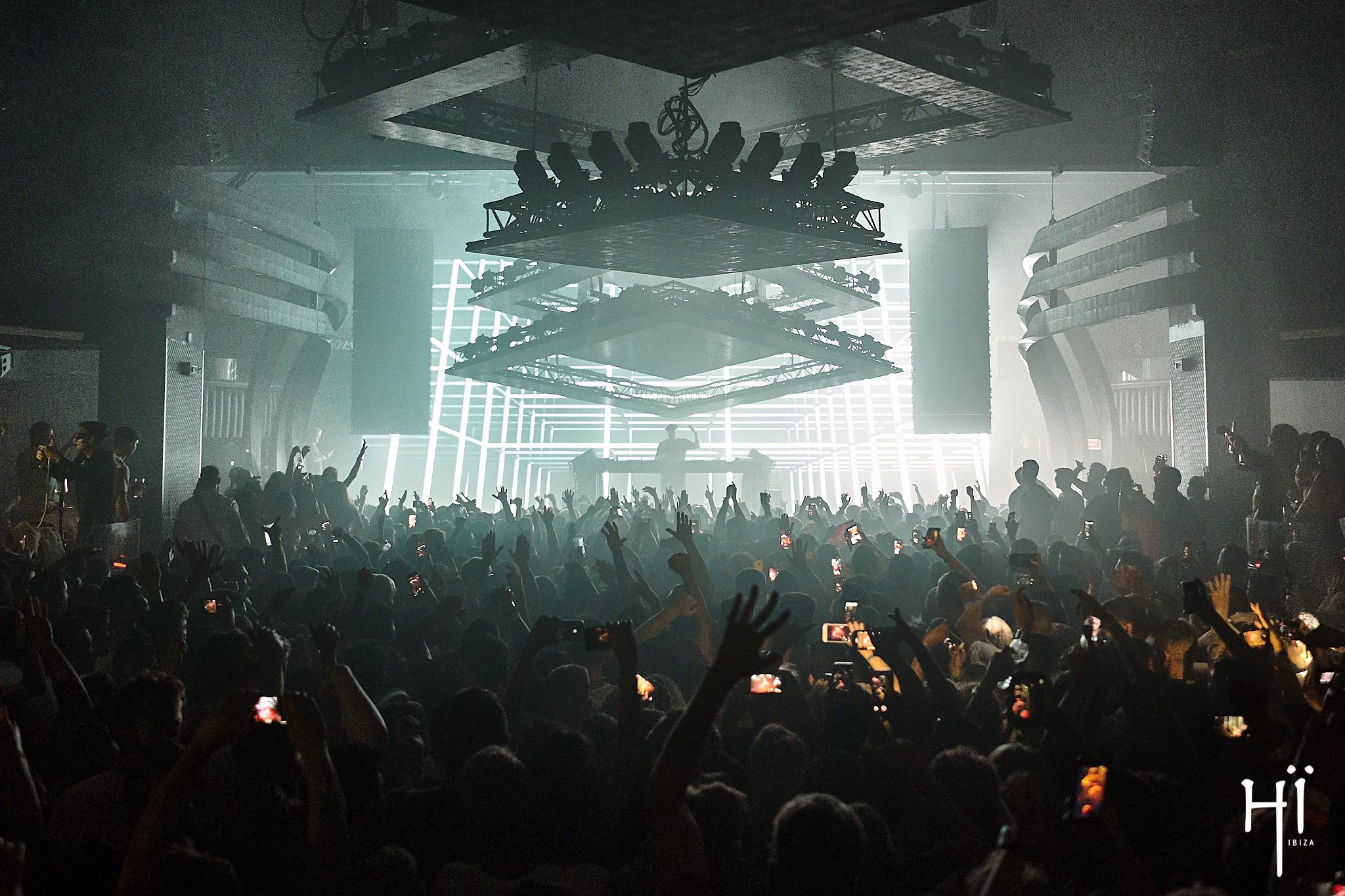 Was Eric Prdyz Last Night The Opening Party Of The Season? These 13 Pics Suggest It Was!