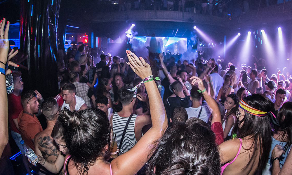 8 Reasons Why Moments Of IBIZA Opening Party Tonight Will Smash It!