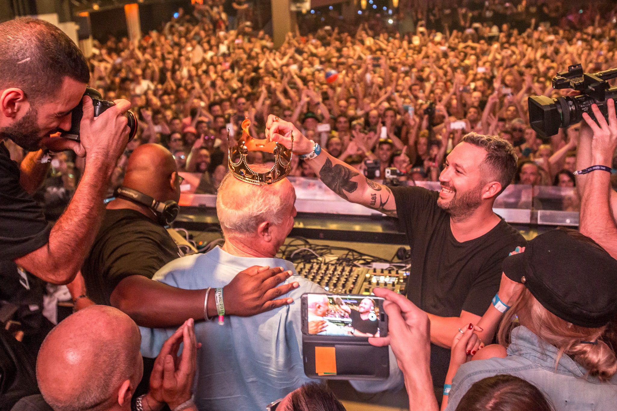 Carl Cox Unveils His Team Behind Space’s Next Chapter!