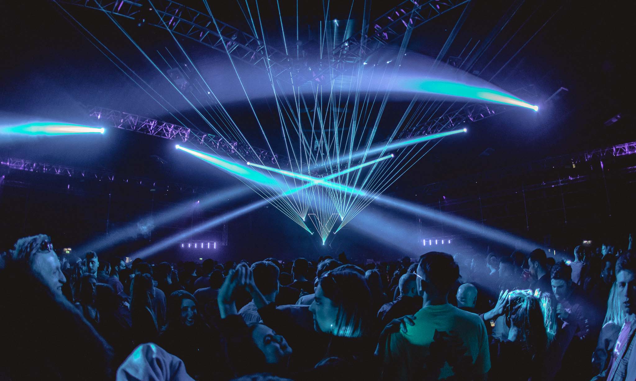 7 Acts Not To Miss At Terminal V!